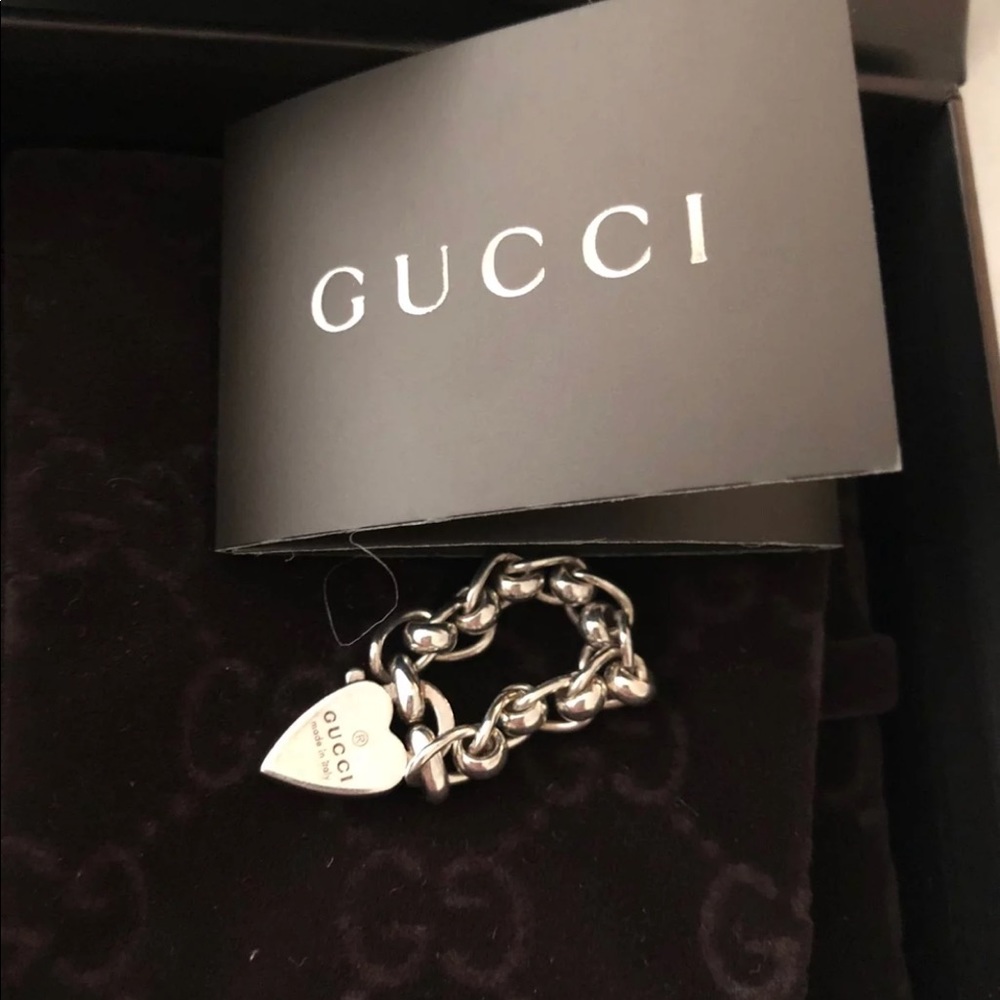 Gucci heart ring